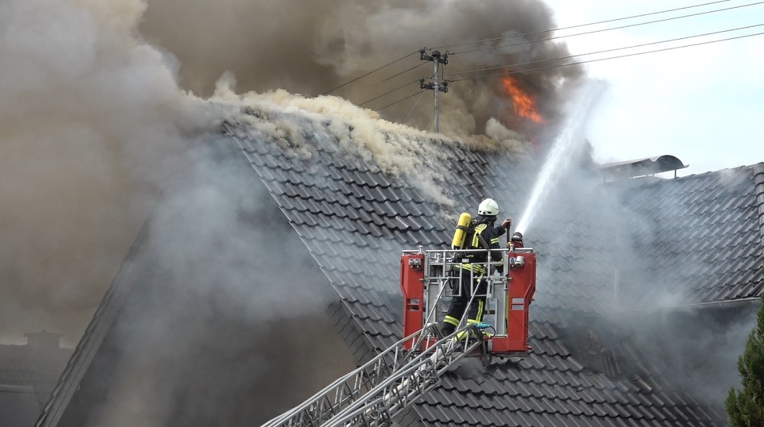 Bad Münstereifel-Mahlberg: Brand eines Mehrfamilienhauses